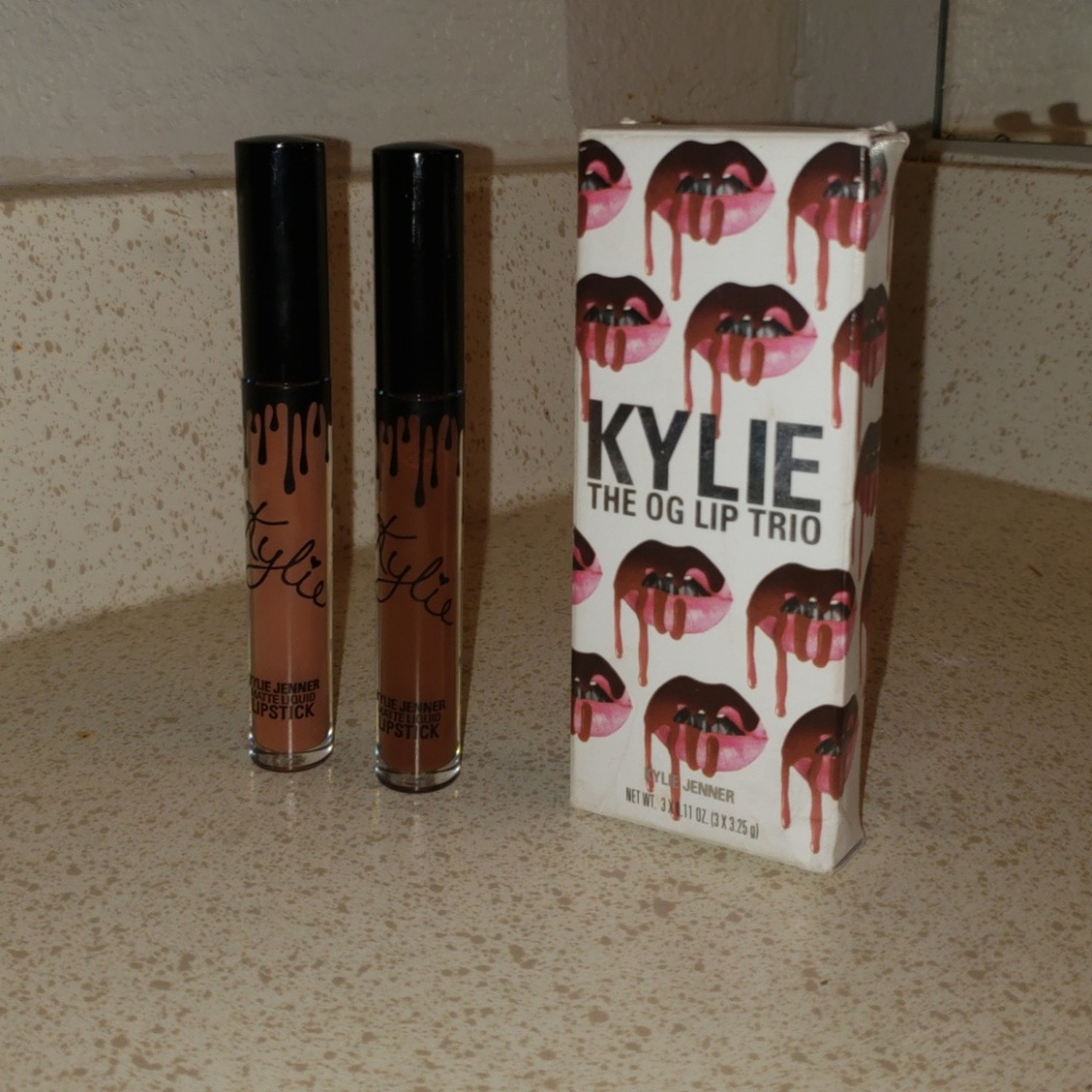 SOLD💄MATTE Lipstick Bundle of 2